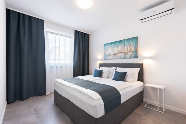 Foto van Villa op Adriatisch Eiland met Zwembad - Vakantiehuis in Vir - BedRoom