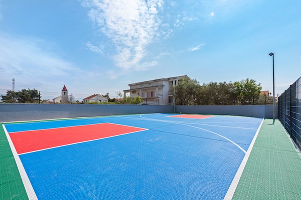 Foto van Villa op Adriatisch Eiland met Zwembad - Vakantiehuis in Vir - Facilities