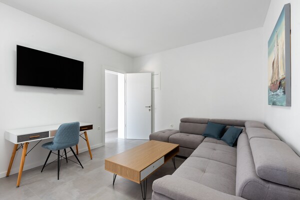 Foto van Vakantiehuis in Vir met Zwembad & Sauna - Vakantiehuis in Vir - LivingRoom