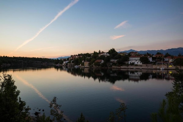 Foto van Appartement met zwembad en zeezicht in Obrovac - Vakantiehuis in Obrovac - AreaSummer5KM