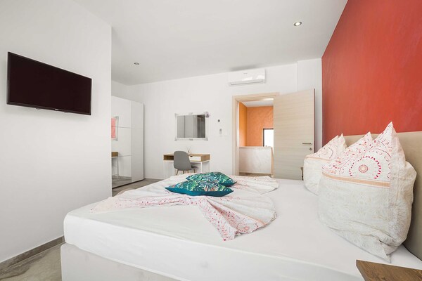 Foto van Luxe villa in Pula met zwembad en jacuzzi - Vakantiehuis in Pula - BedRoom