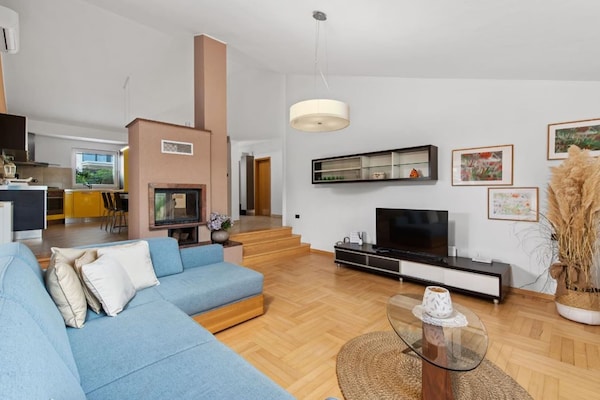 Foto van Villa in Vintijan met privézwembad - Vakantiehuis in Vintijan - LivingRoom