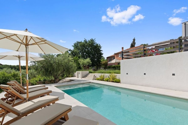 Foto van Villa in Vintijan met privézwembad - Vakantiehuis in Vintijan - PoolOfHouse
