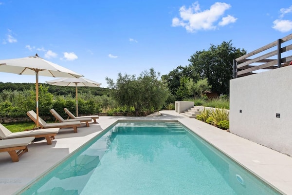 Foto van Villa in Vintijan met privézwembad - Vakantiehuis in Vintijan - PoolOfHouse