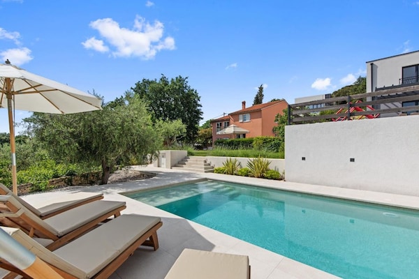 Foto van Villa in Vintijan met privézwembad - Vakantiehuis in Vintijan - PoolOfHouse