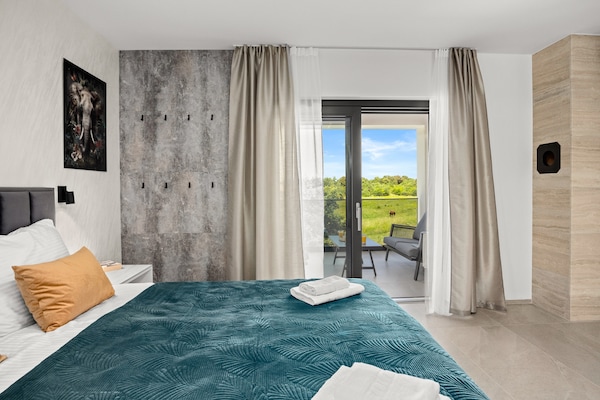 Foto van Villa in Pula bij Hidrobaza Strand - Vakantiehuis in Štinjan - BedRoom