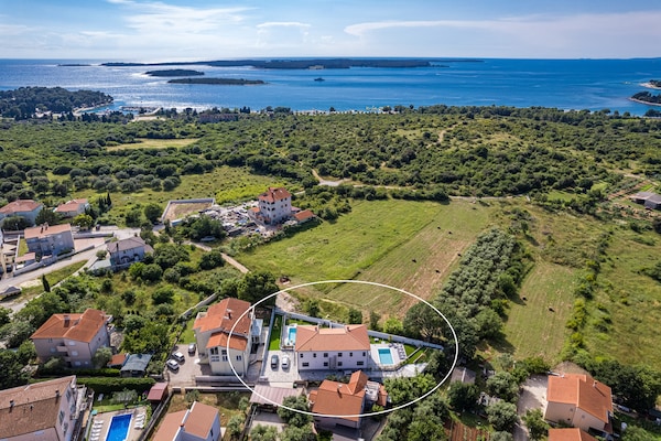 Foto van Villa in Pula bij Hidrobaza Strand - Vakantiehuis in Štinjan - AreaSummer5KM