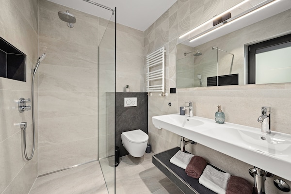 Foto van Villa in Pula bij Hidrobaza Strand - Vakantiehuis in Štinjan - BathRoom