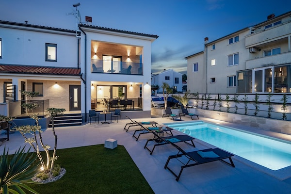 Foto van Villa in Pula bij Hidrobaza Strand - Vakantiehuis in Štinjan - Outdoor