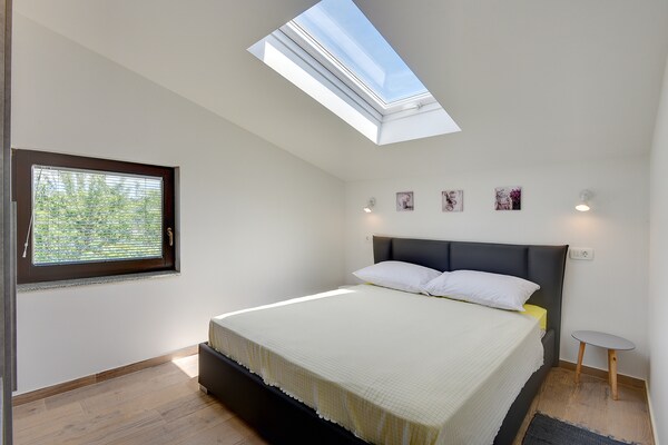 Foto van Vakantiehuis Medulin met zwembad bij strand - Vakantiehuis in Medulin - BedRoom