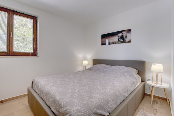 Foto van Vakantiehuis Medulin met zwembad bij strand - Vakantiehuis in Medulin - BedRoom