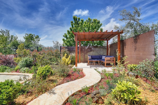 Foto van Vakantiehuis Medulin met zwembad bij strand - Vakantiehuis in Medulin - TerraceBalcony