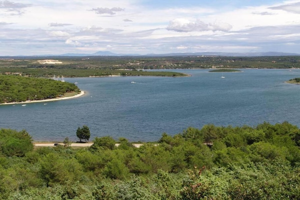 Foto van Ontspannende vakantie aan de Adriatische Zee - Vakantiehuis in LOBORIKA - AreaSummer5KM
