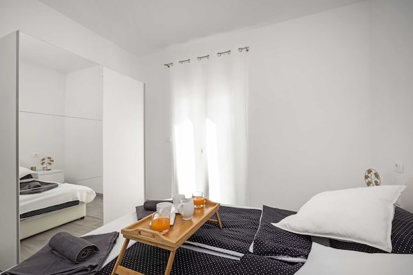 Foto van Villa in Gajana met verwarmd zwembad - Vakantiehuis in Gajana - BedRoom