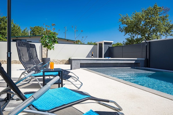 Foto van Villa in Gajana met verwarmd zwembad - Vakantiehuis in Gajana - Outdoor