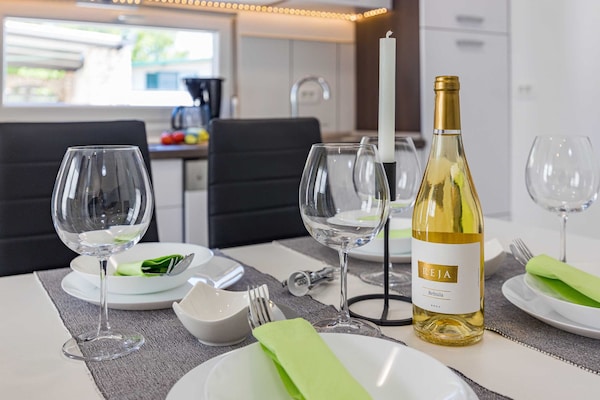 Foto van Villa in Gajana met verwarmd zwembad - Vakantiehuis in Gajana - Ambiance