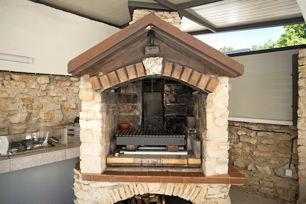 Foto van Villa in Gajana met verwarmd zwembad - Vakantiehuis in Gajana - Outdoor