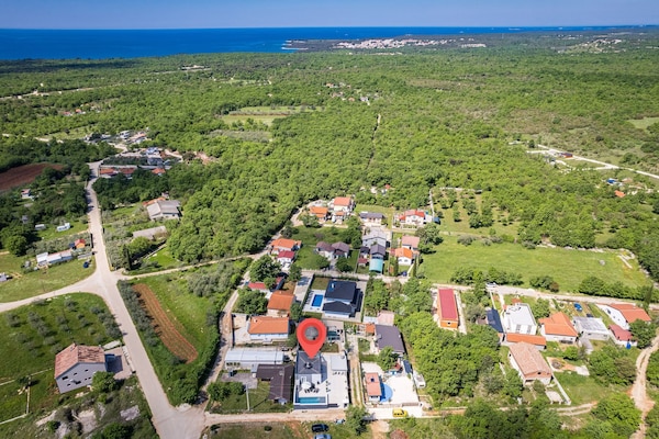 Foto van Villa in Gajana met verwarmd zwembad - Vakantiehuis in Gajana - Outdoor