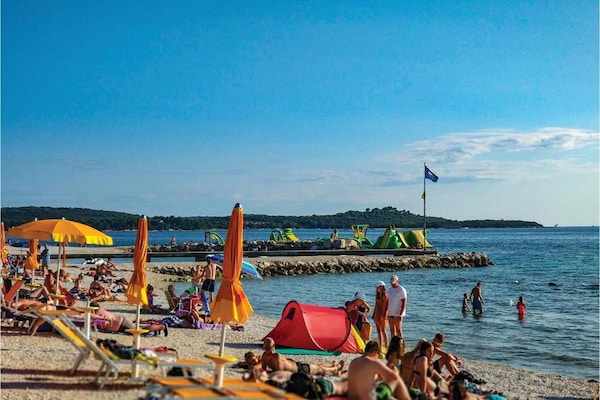 Foto van Villa in Gajana met verwarmd zwembad - Vakantiehuis in Gajana - AreaSummer20KM
