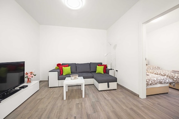 Foto van Villa in Gajana met verwarmd zwembad - Vakantiehuis in Gajana - LivingRoom