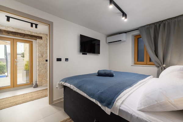 Foto van Prachtig appartement met uitzicht - Vakantiehuis in Mugeba - BedRoom