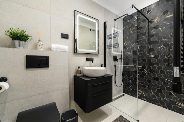 Foto van Prachtig appartement met uitzicht - Vakantiehuis in Mugeba - BathRoom