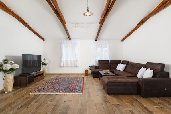 Foto van Appartement in Porec bij Brijuni-eilanden - Vakantiehuis in Porec - LivingRoom