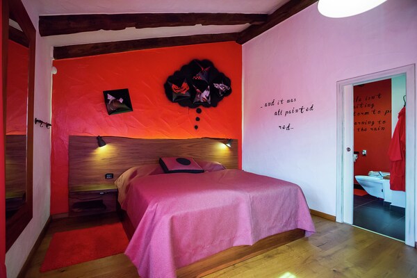 Foto van Villa nabij Poreč met privézwembad - Vakantiehuis in Baderna - BedRoom
