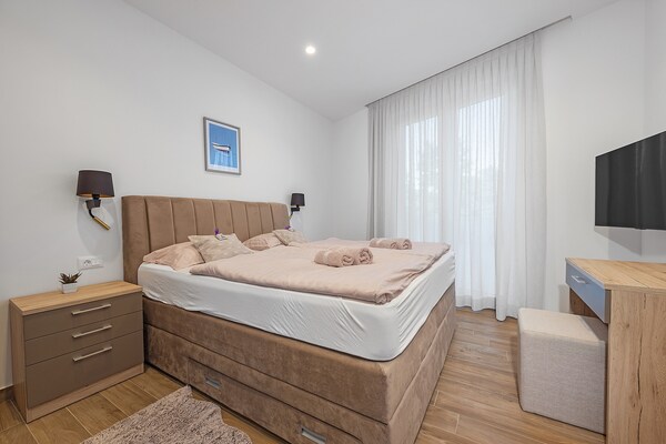 Foto van Villa met zwembad, speelkamer en tuin - Vakantiehuis in Cervar Porat - BedRoom