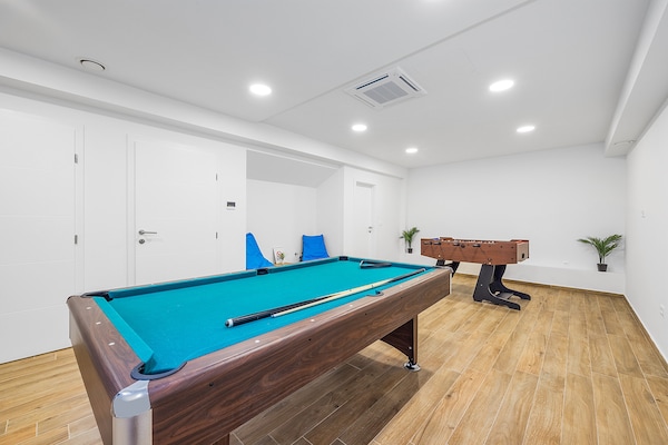 Foto van Villa met zwembad, speelkamer en tuin - Vakantiehuis in Cervar Porat - Facilities