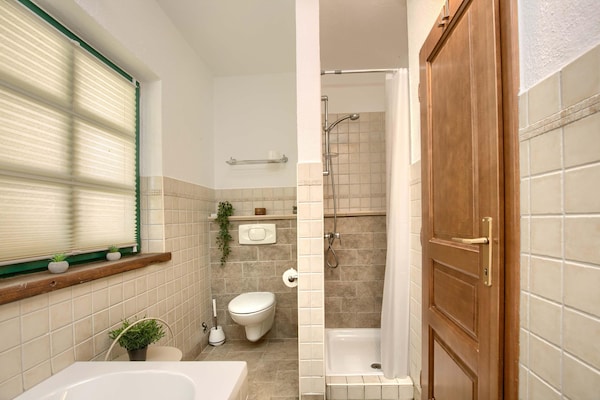 Foto van Luxe villa met sauna in Farini - Vakantiehuis in Barat - BathRoom