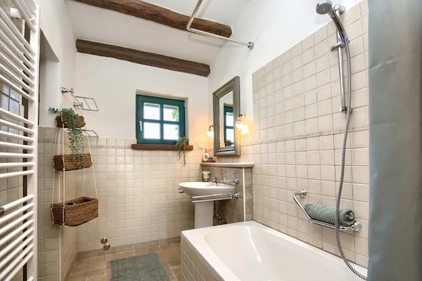 Foto van Luxe villa met sauna in Farini - Vakantiehuis in Barat - BathRoom
