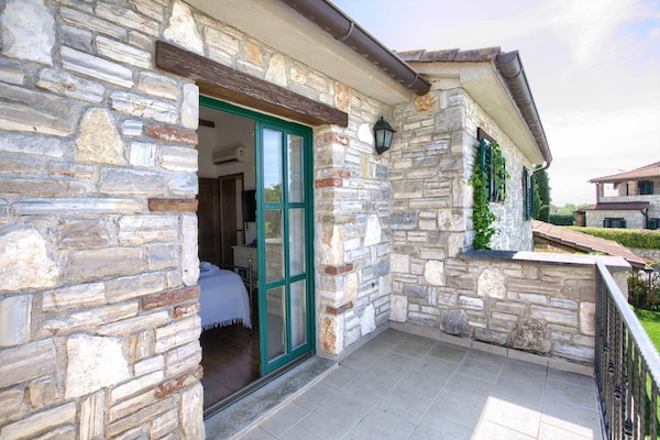 Foto van Luxe villa met sauna in Farini - Vakantiehuis in Barat - TerraceBalcony