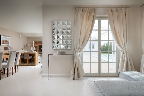 Foto van Villa in Vabriga met Zwembad en Tuin - Vakantiehuis in Vabriga - LivingRoom