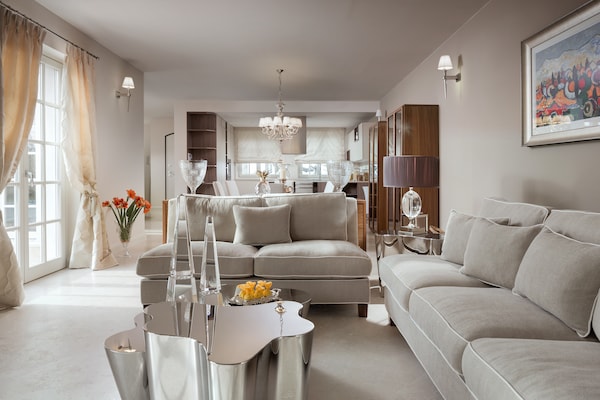 Foto van Villa in Vabriga met Zwembad en Tuin - Vakantiehuis in Vabriga - LivingRoom