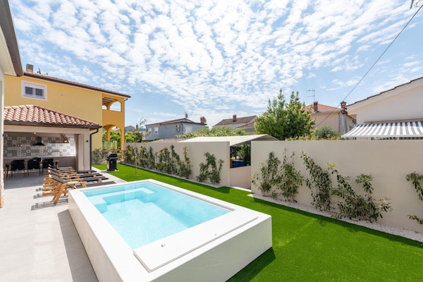 Foto van Villa in Umag, op slechts 200 meter van de zee. - Vakantiehuis in Umag - PoolOfHouse