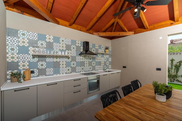 Foto van Villa in Umag, op slechts 200 meter van de zee. - Vakantiehuis in Umag - Kitchen