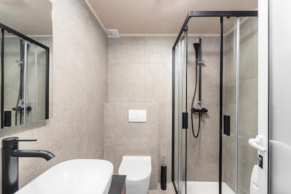 Foto van Villa in Umag, op slechts 200 meter van de zee. - Vakantiehuis in Umag - BathRoom
