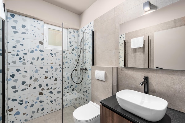 Foto van Villa in Umag, op slechts 200 meter van de zee. - Vakantiehuis in Umag - BathRoom