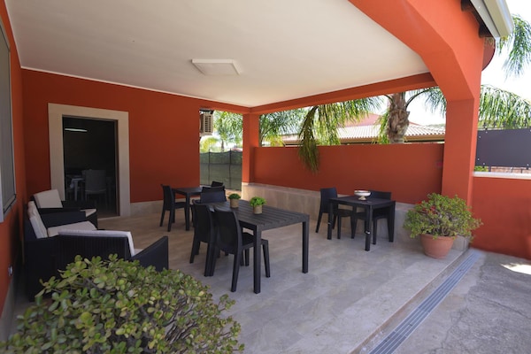 Foto van Vakantiehuis met privé-zwembad, Florida - Vakantiehuis in Siracusa - LivingRoom
