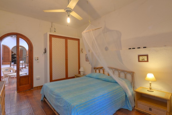 Foto van Vakantiehuis met privézwembad in Fanusa - Vakantiehuis in Fanusa - BedRoom