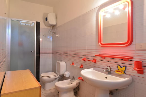 Foto van Vakantiehuis met privézwembad in Fanusa - Vakantiehuis in Fanusa - BathRoom