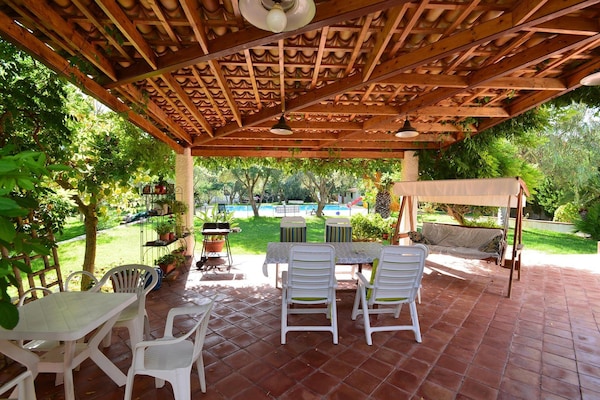 Foto van Vakantiehuis met privézwembad in Fanusa - Vakantiehuis in Fanusa - TerraceBalcony