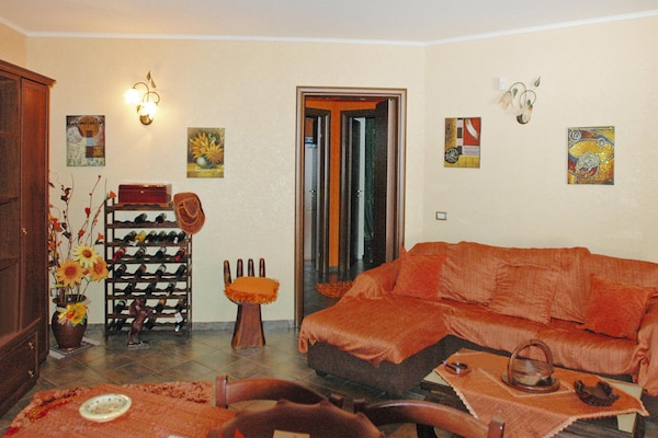Foto van Vakantiehuis Floridia met zwembad bij strand - Vakantiehuis in Siracusa - LivingRoom