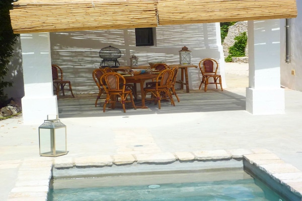 Foto van Vintage villa in Ostuni met een zwembad - Vakantiehuis in Ostuni - Facilities