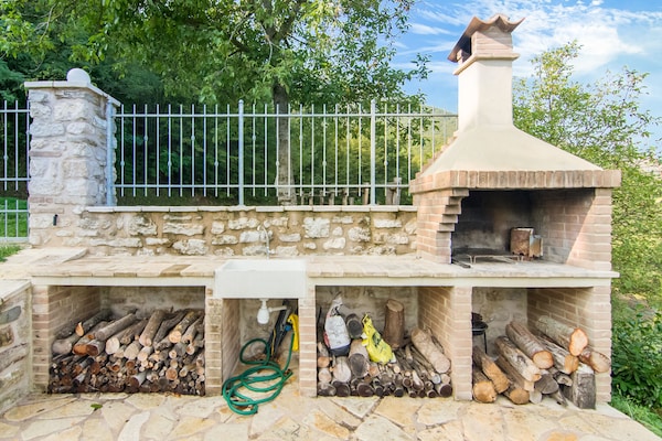 Foto van Modern Vakantiehuis met privé zwembad - Vakantiehuis in Acquanera - GardenSummer