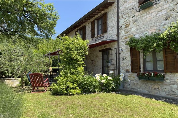Foto van Marche Villa Close Cultuur - Vakantiehuis in Fermignano - ExteriorSummer