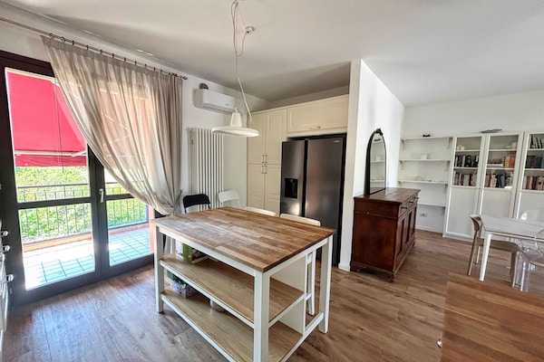 Foto van Mooie villa met zwembad en tuin. - Vakantiehuis in Fermignano - Kitchen