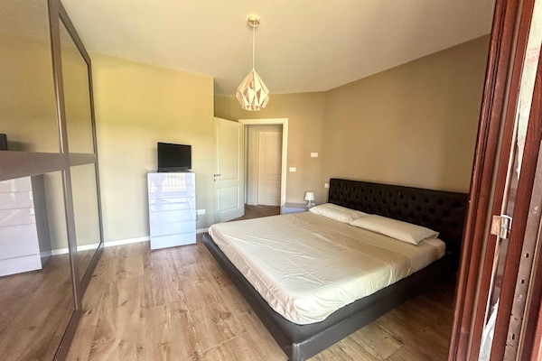 Foto van Mooie villa met zwembad en tuin. - Vakantiehuis in Fermignano - BedRoom