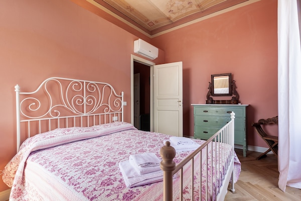Foto van Vakantiehuis in Toscane met zwembad - Vakantiehuis in Toscana - BedRoom